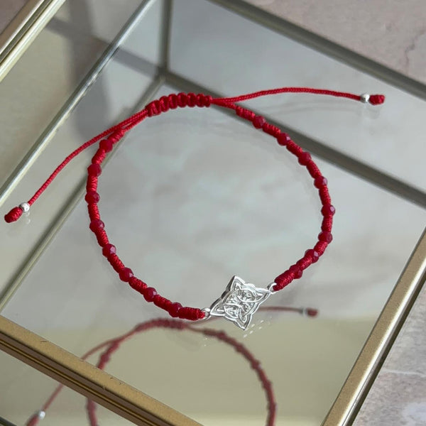 Pulsera Roja con Nudo de Bruja