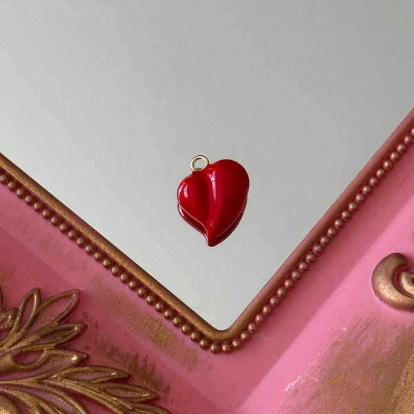 Charm Corazón Rojo III