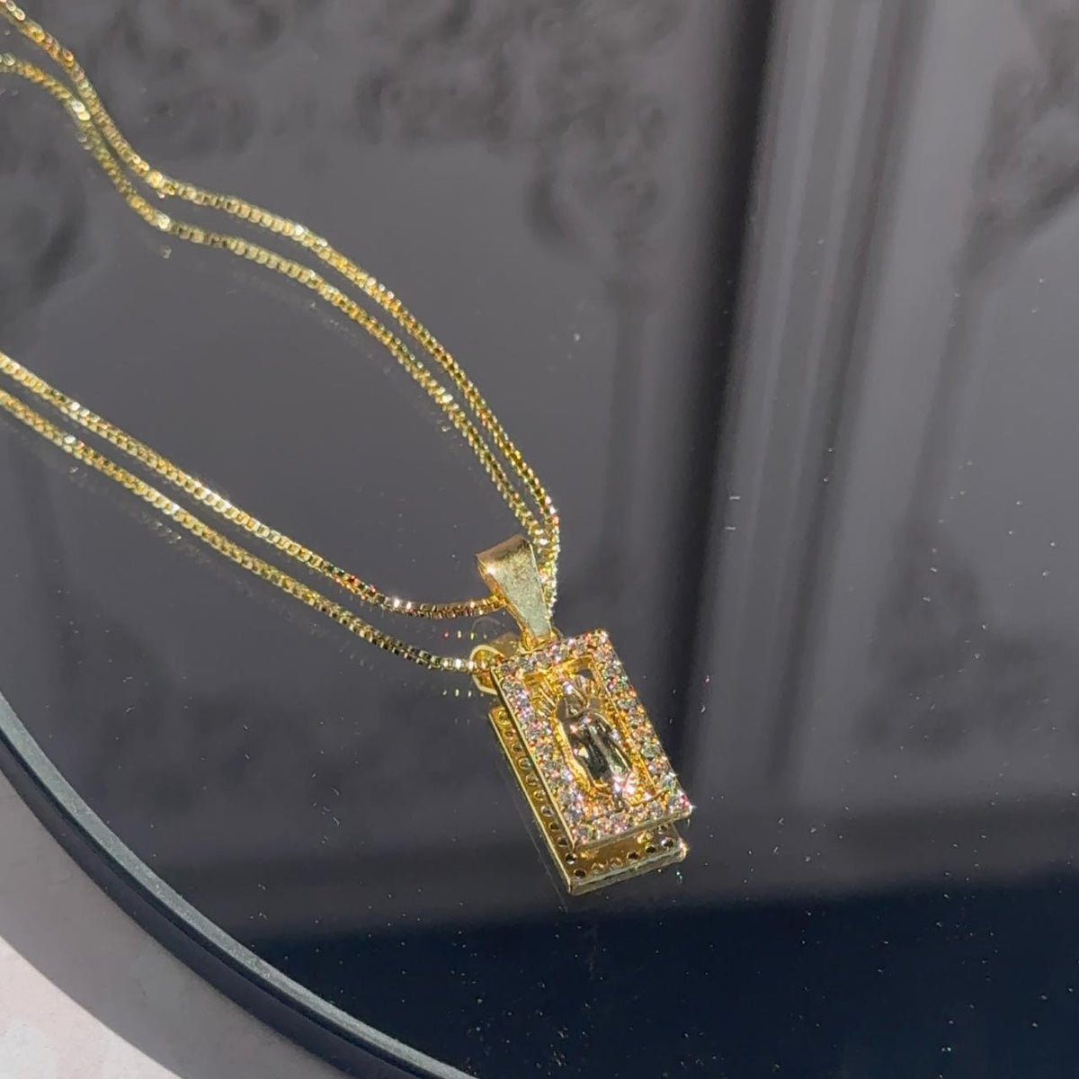 Collar Virgen de Guadalupe Rectangular Circones