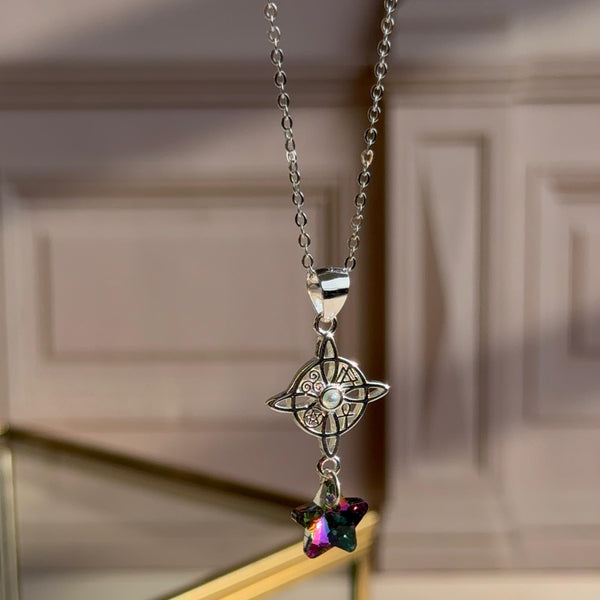 Collar Nudo de Bruja con Estrella Cristal