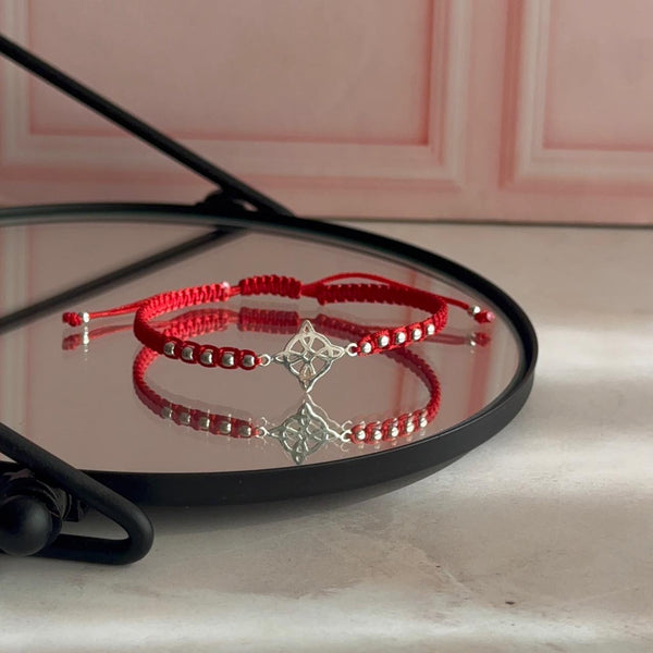 Pulsera Roja Balines Macramé Nudo de Bruja