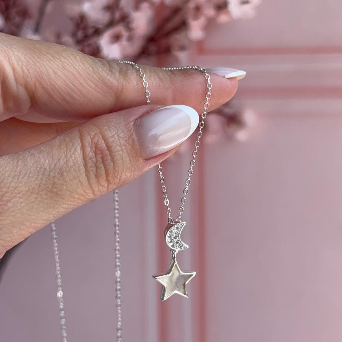 Collar Estrella Nácar y Luna Circones