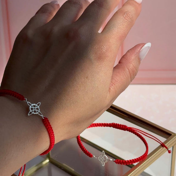 Pulsera Roja Macramé Nudo de Bruja