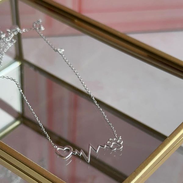 Collar Patita de Perro y Corazón