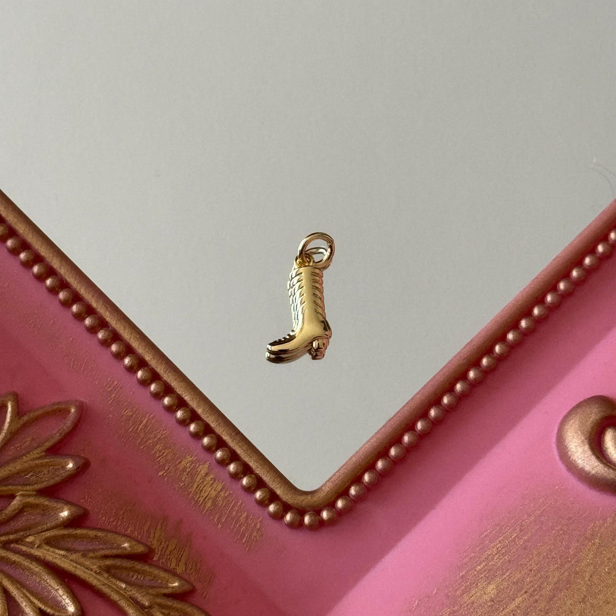 Charm Botita Baño de oro