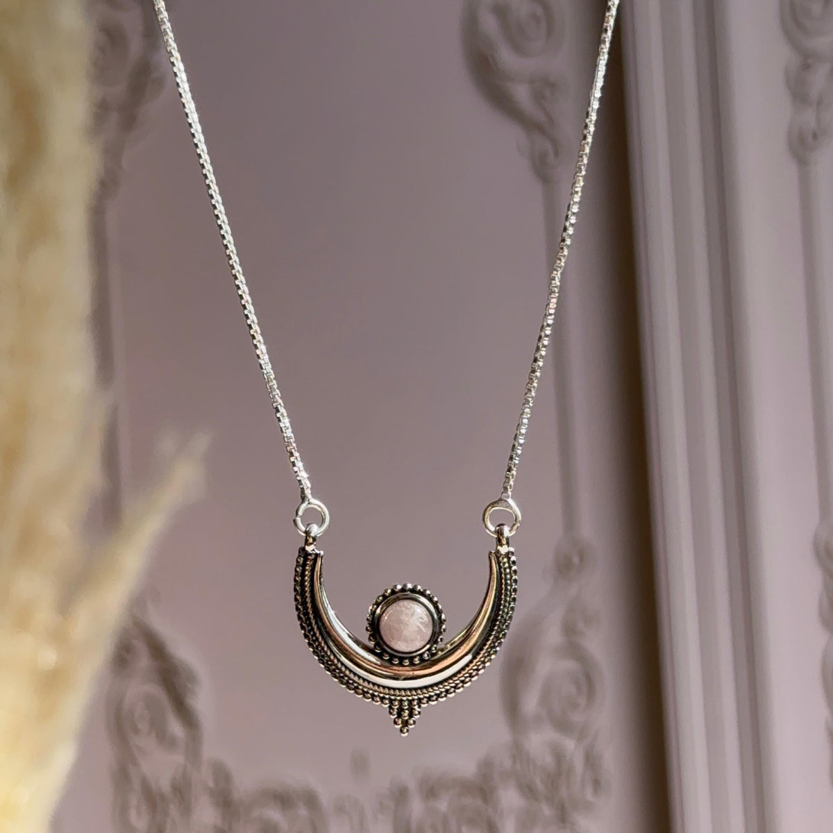 Collar media Luna y cuarzo rosa Plata 925