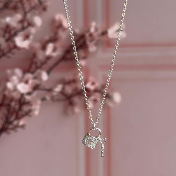 Collar Candado y Llave