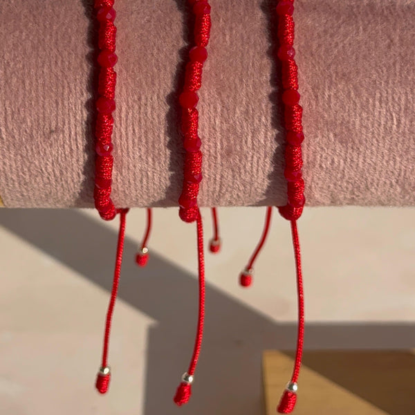 Pulsera Roja con Cristales y San Benito